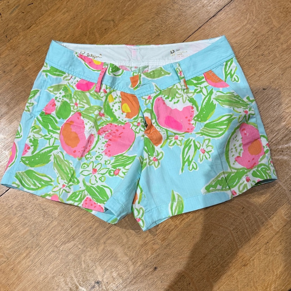 Lilly Pulitzer Pink and Green Floral Shorts. Size 8